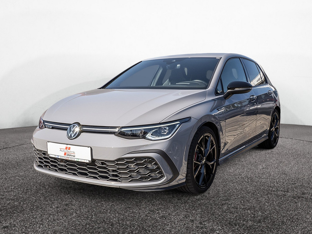 Golf VIII