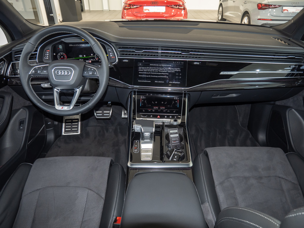 Q7