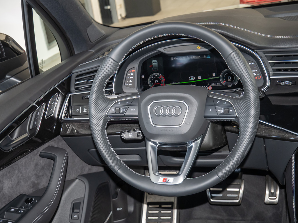 Q7