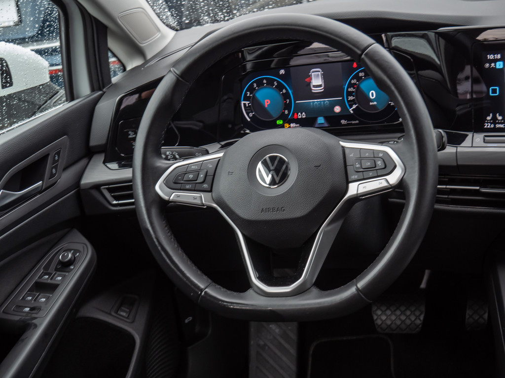 Golf VIII