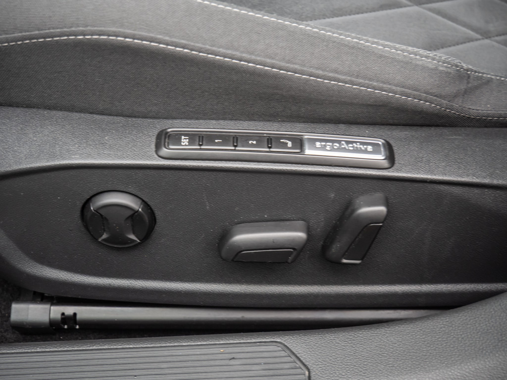 Golf VIII